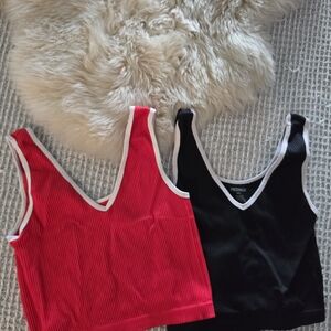 Red and Black Ribbed V-Neck Crop Tops